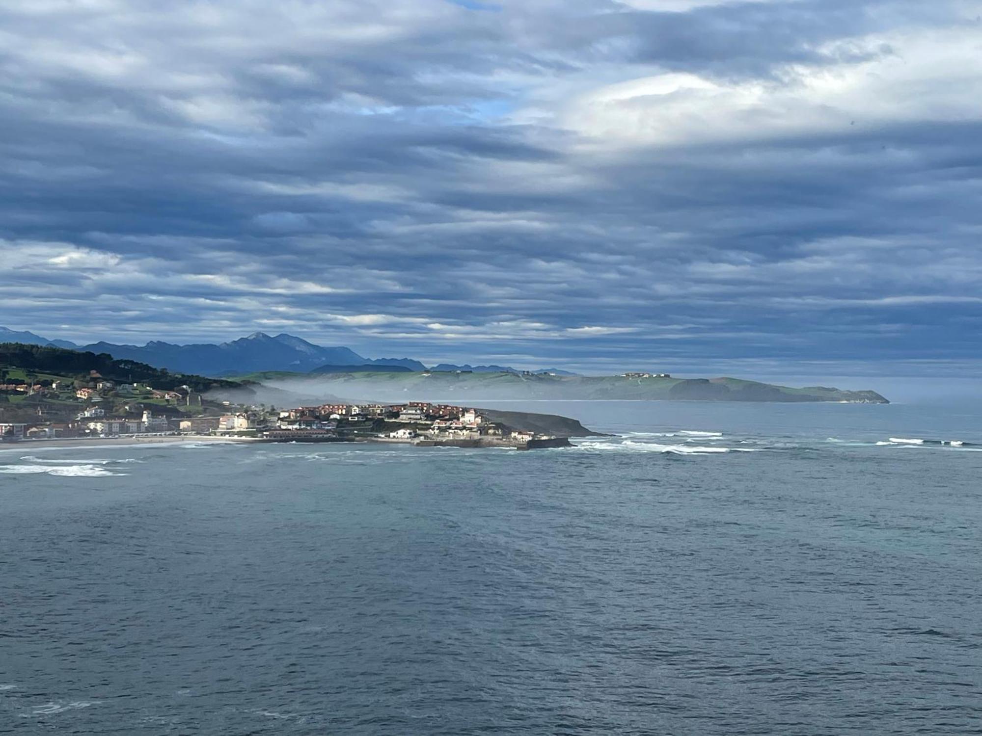 Appartement Bonito Duplex Con Vistas Al Mar à Comillas Extérieur photo